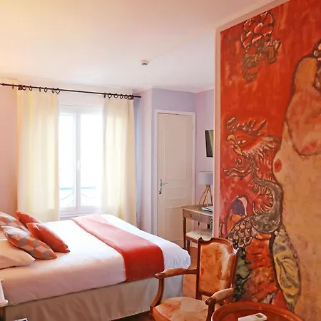 Charming - Les Pasteliers 2*