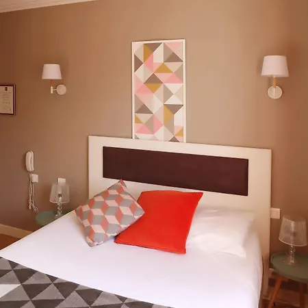 מלון Charming - Les Pasteliers אלבי