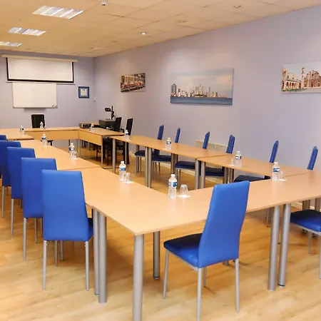 Charming - Les Pasteliers אלבי