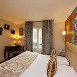 Charming - Les Pasteliers