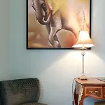 Hotel Charming - Les Pasteliers 2*