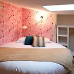 Charming - Les Pasteliers Hotel 2*