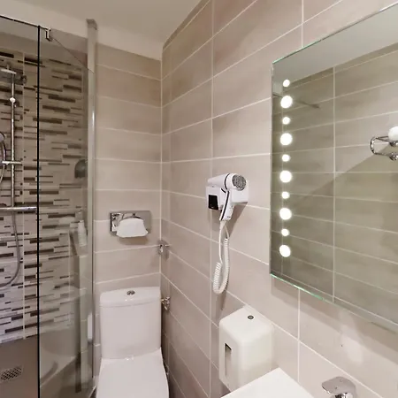 Hotel Charming - Les Pasteliers 2*