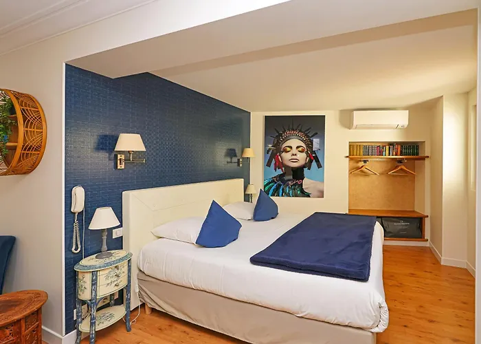 Charming - Les Pasteliers فندق 2*